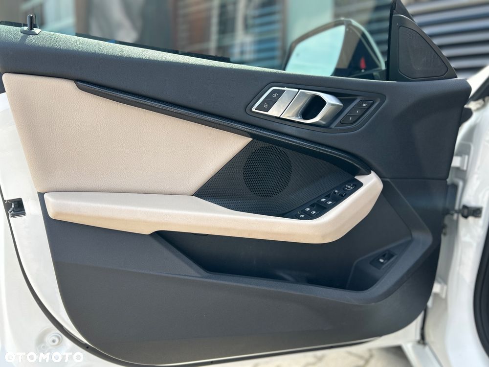 BMW Seria 2 - 24