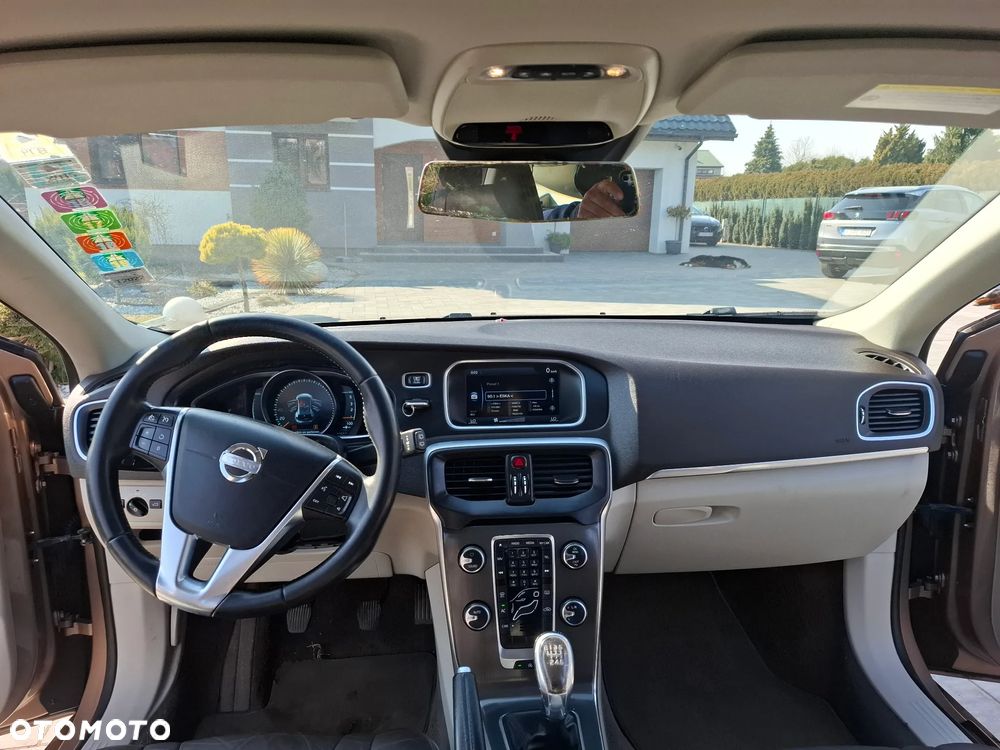 Volvo V40 D2 Kinetic - 18