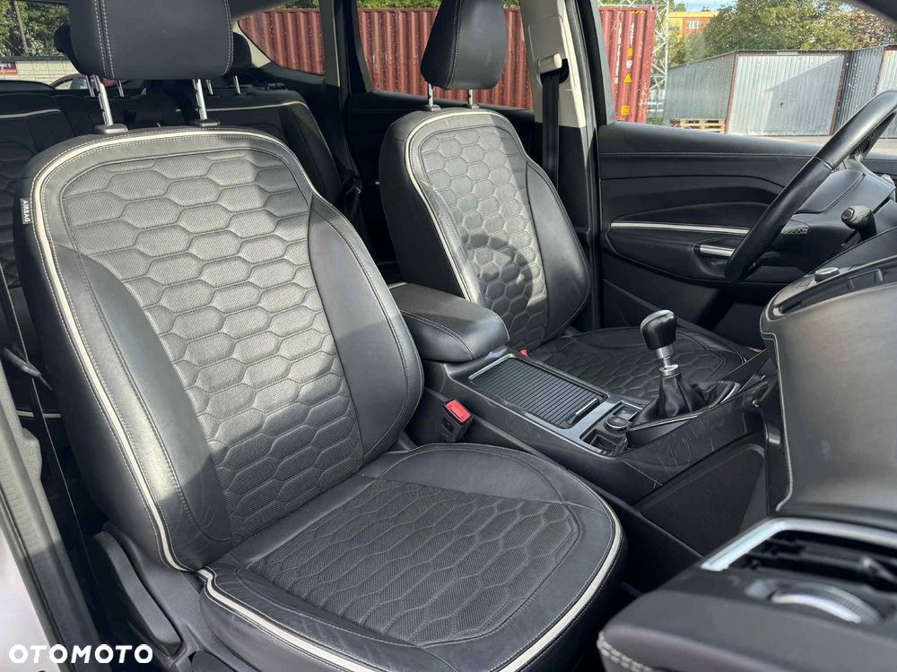 Ford Kuga Vignale 1.5 EcoBoost FWD ASS MMT6 - 28