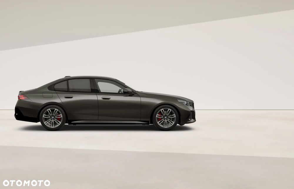 BMW Seria 5 520d xDrive mHEV - 5