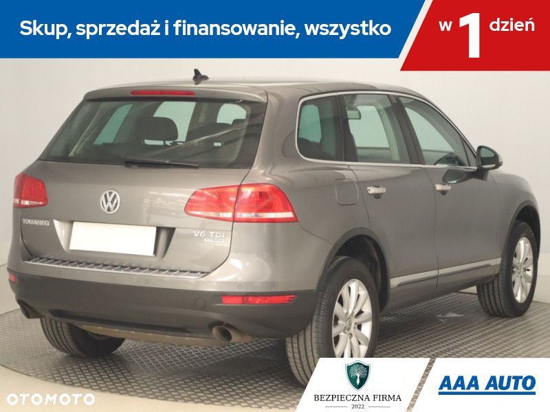 Volkswagen Touareg - 7