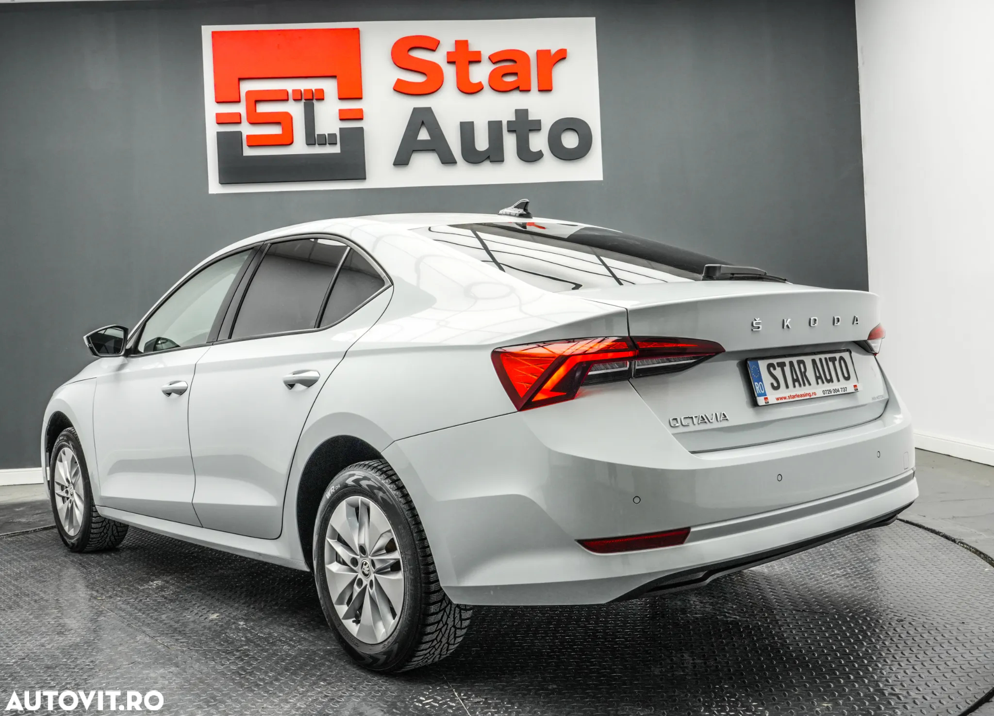 Skoda Octavia 2.0 TDI DSG Style - 4