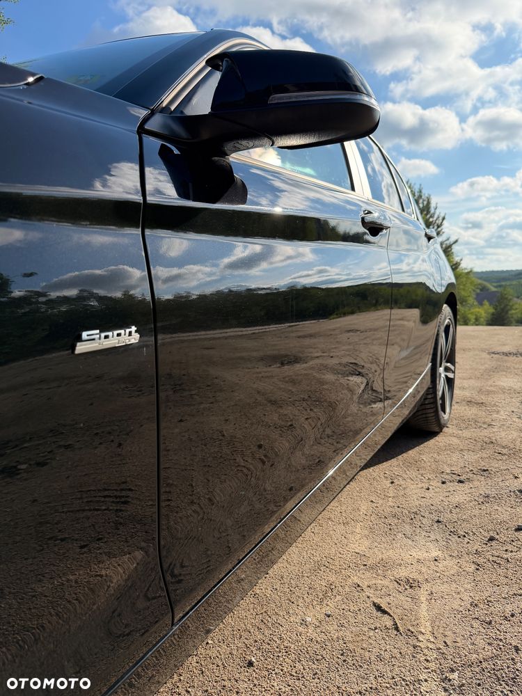 BMW Seria 1 120d M Sport - 2