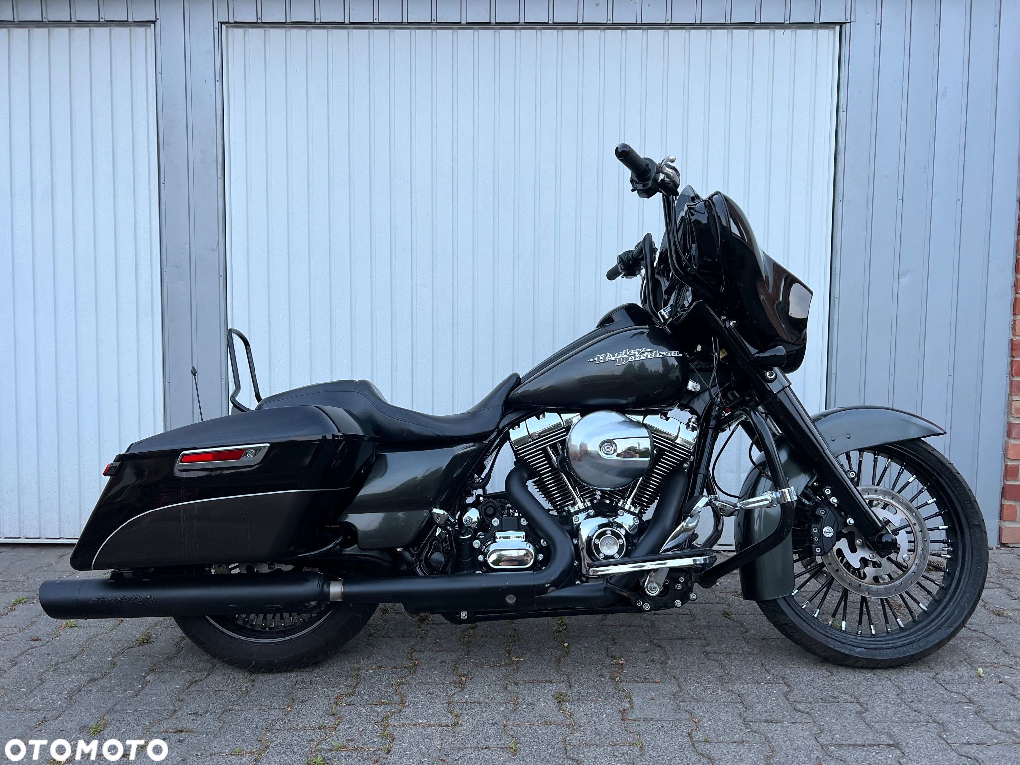 Harley-Davidson Touring Street Glide - 1
