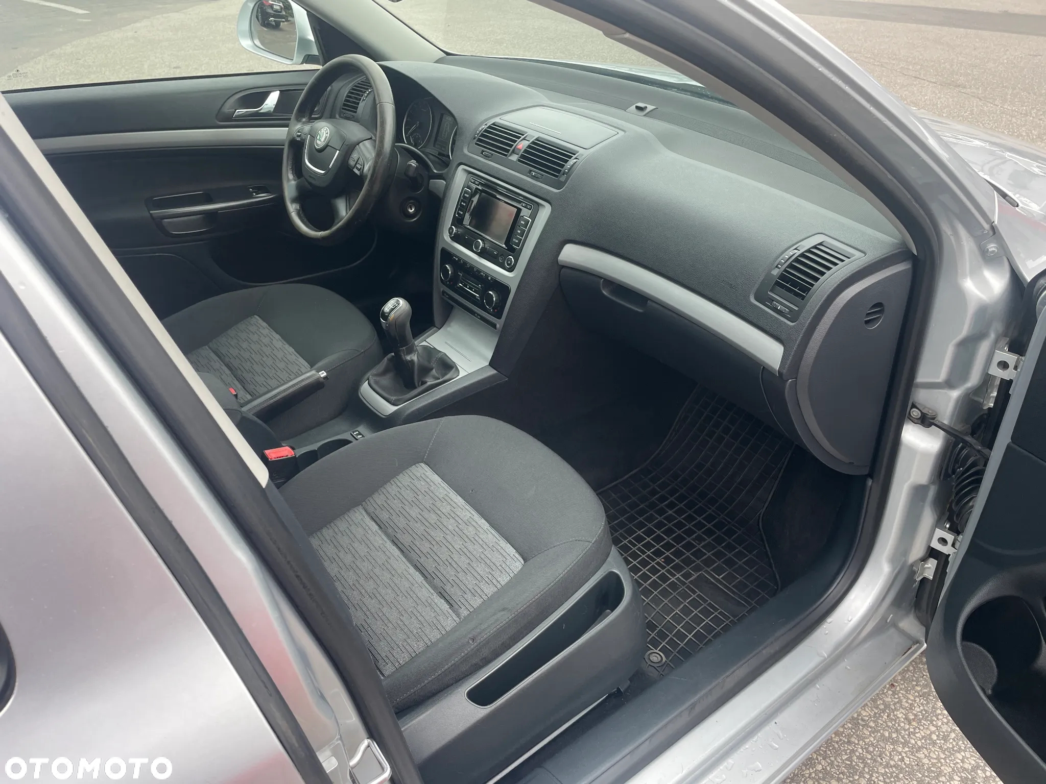 Skoda Octavia 1.6 TDI Active - 9