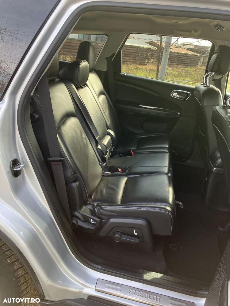 Fiat Freemont 2.0 Mjet AT AWD - 10