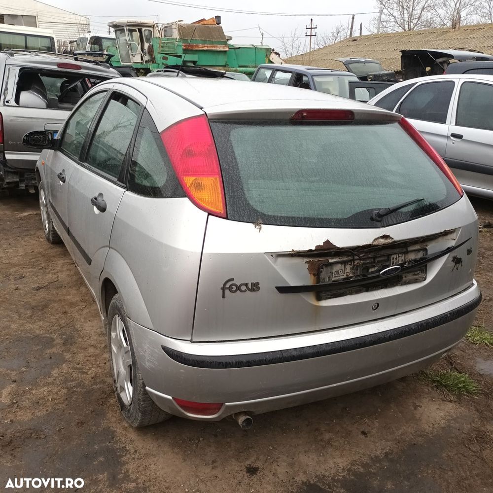 Dezmembrari  Ford FOCUS Mk 1  1998  > 2007 1.6 16V Benzina - 4