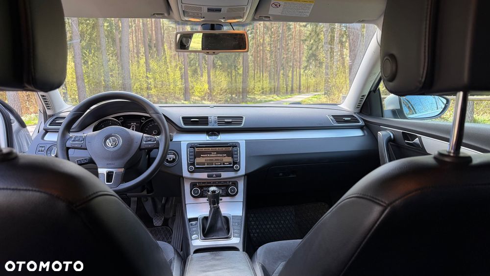 Volkswagen Passat 2.0 TDI 4Mot Highline - 10