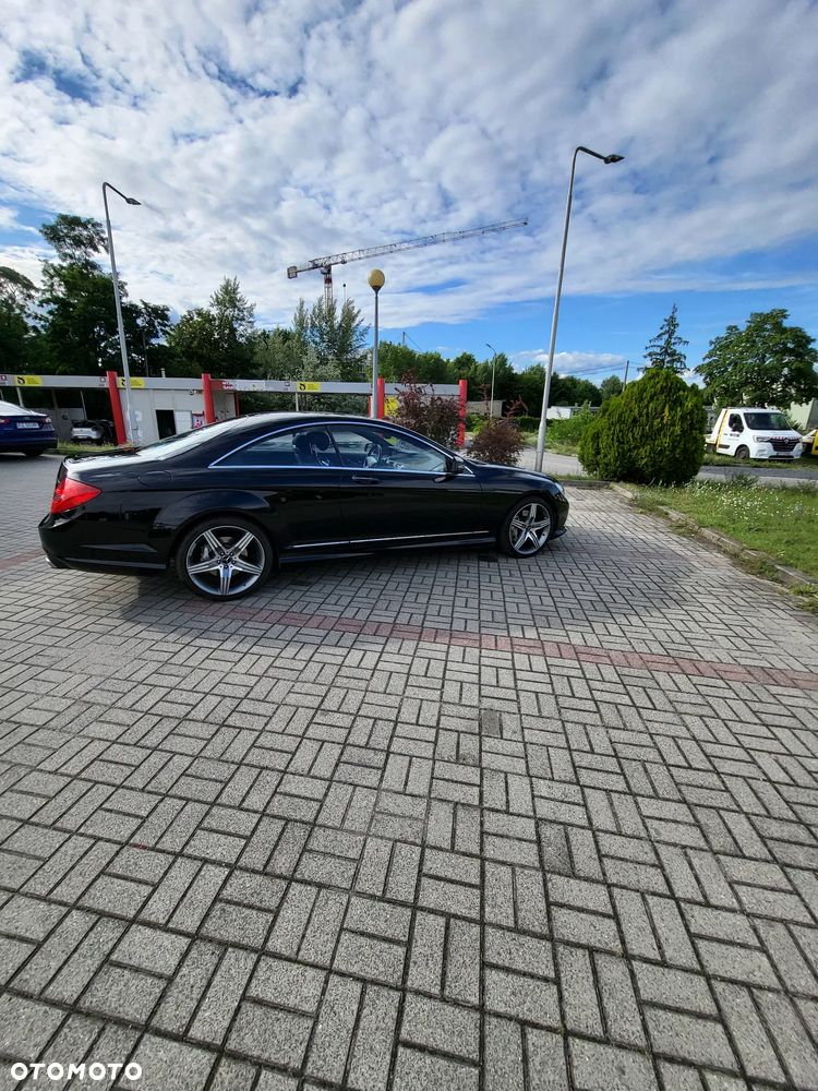 Mercedes-Benz CL 500 4-Matic BlueEff - 2