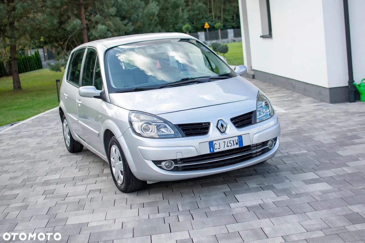 Renault Scenic - 1