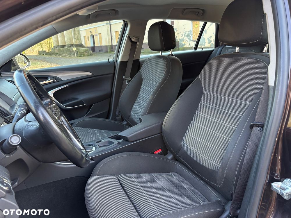 Opel Insignia 1.6 SIDI Turbo Business Edition - 24