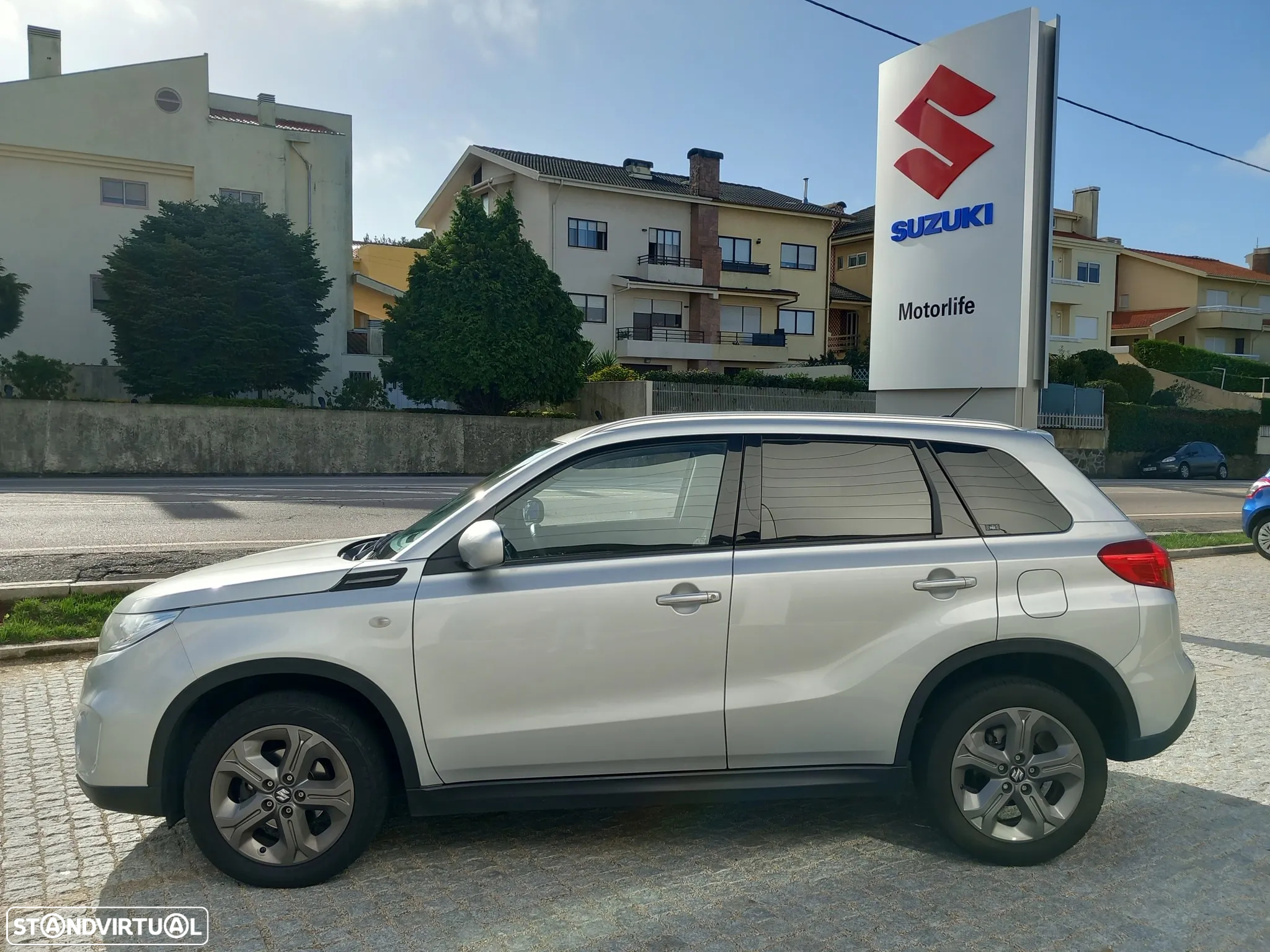 Suzuki Vitara 1.6 DDiS GLE - 4
