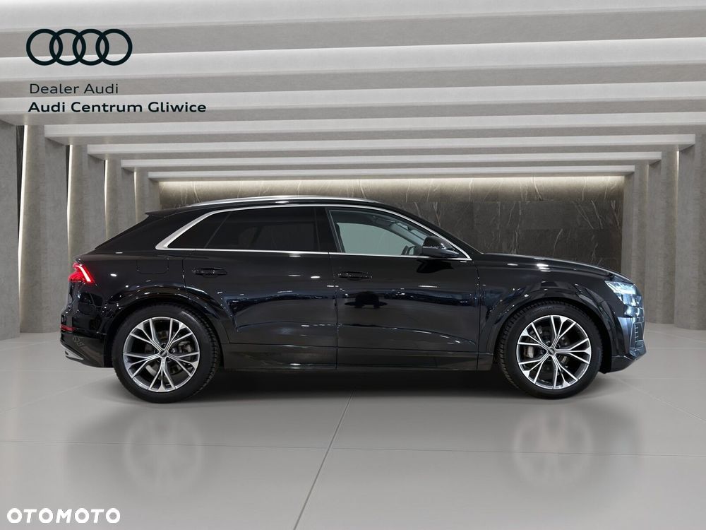 Audi Q8 - 7