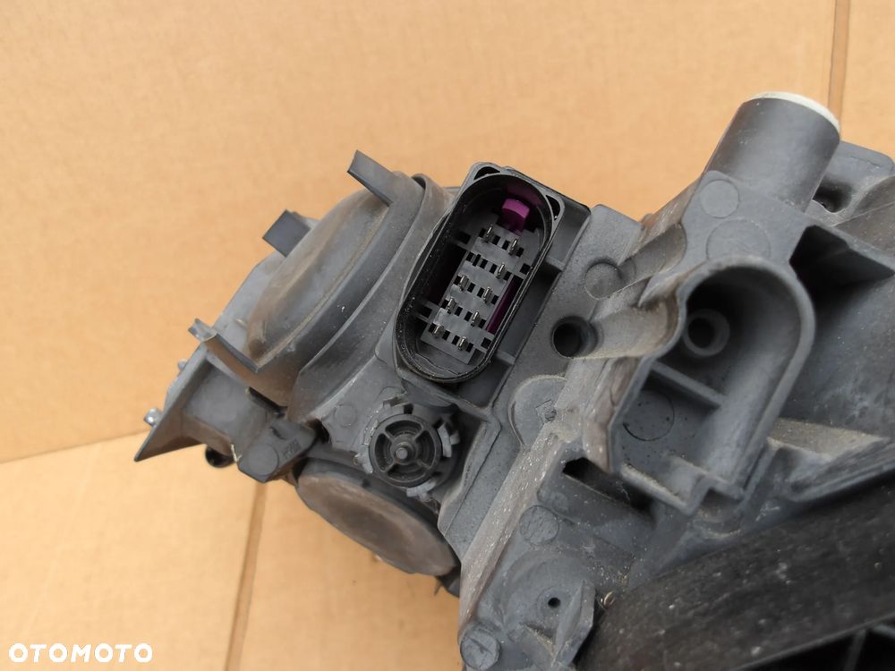 LAMPA ZWYKLA PRAWY PRZOD AUDI TT 8J0941004M - 14