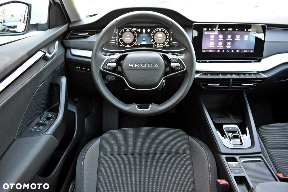 Skoda Octavia 1.5 TSI mHEV Selection DSG - 15