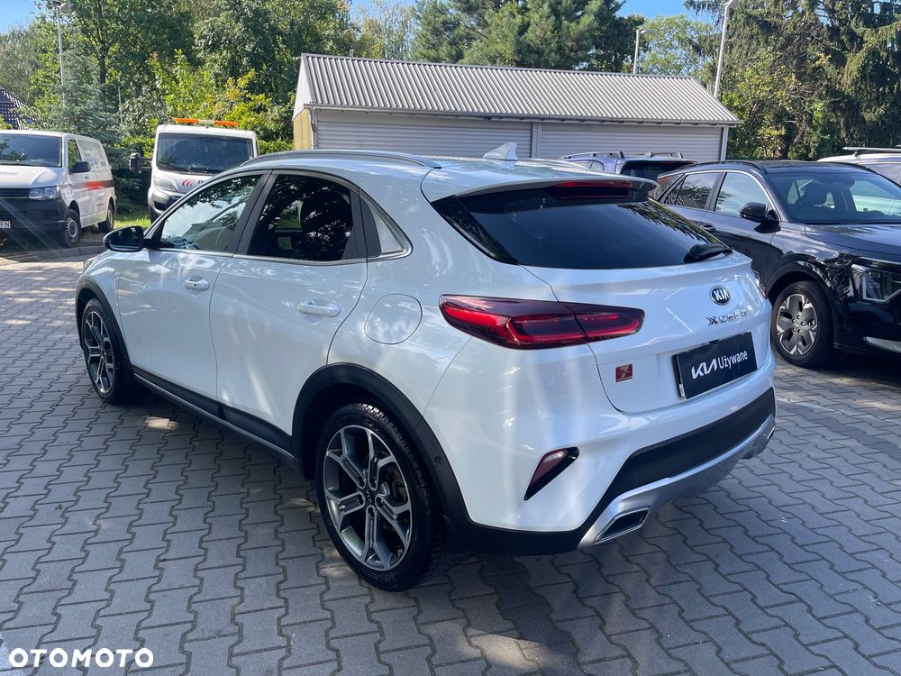 Kia XCeed 1.6 T-GDI L Business Line DCT - 4