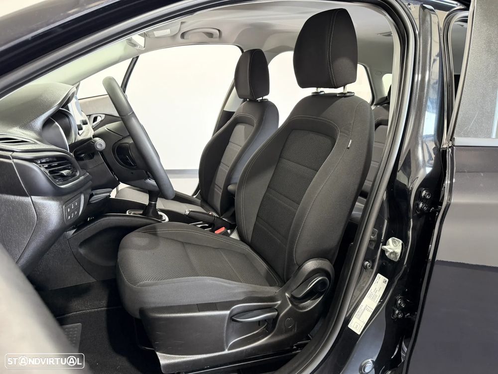 Fiat Tipo Station Wagon 1.3 M-Jet Lounge - 6