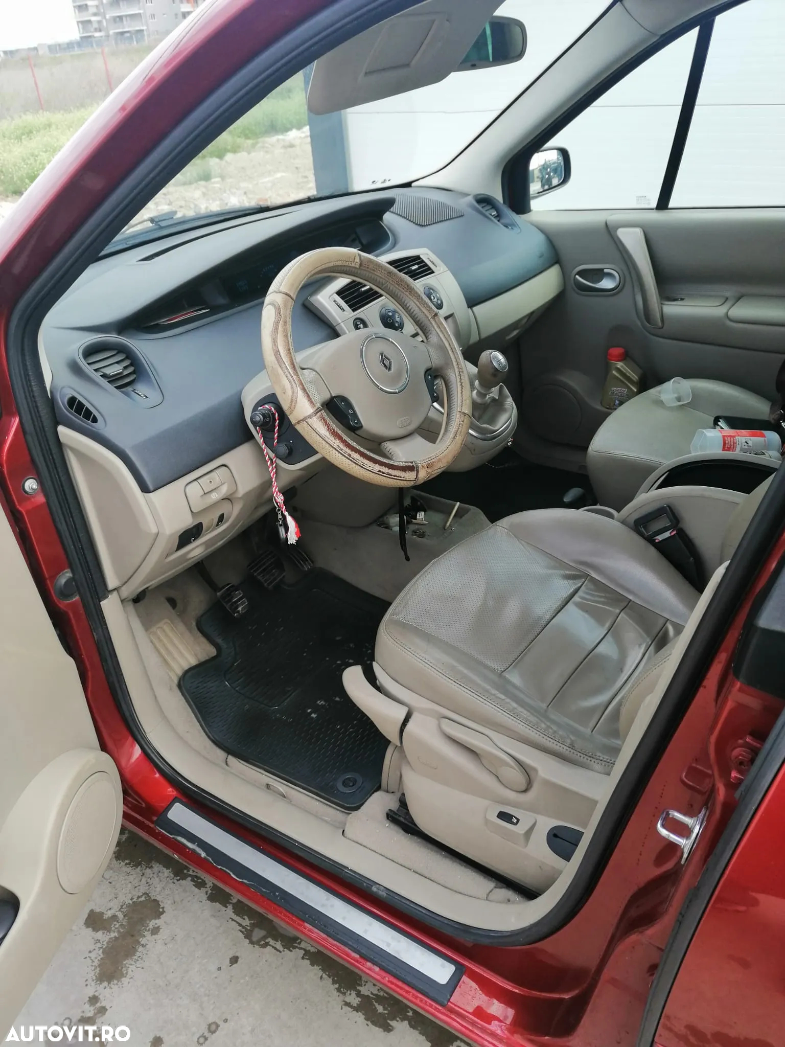 Renault Grand Scenic - 9