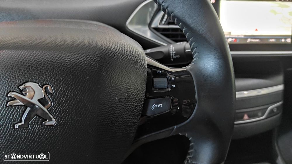 Peugeot 308 1.6 BlueHDi Allure - 38