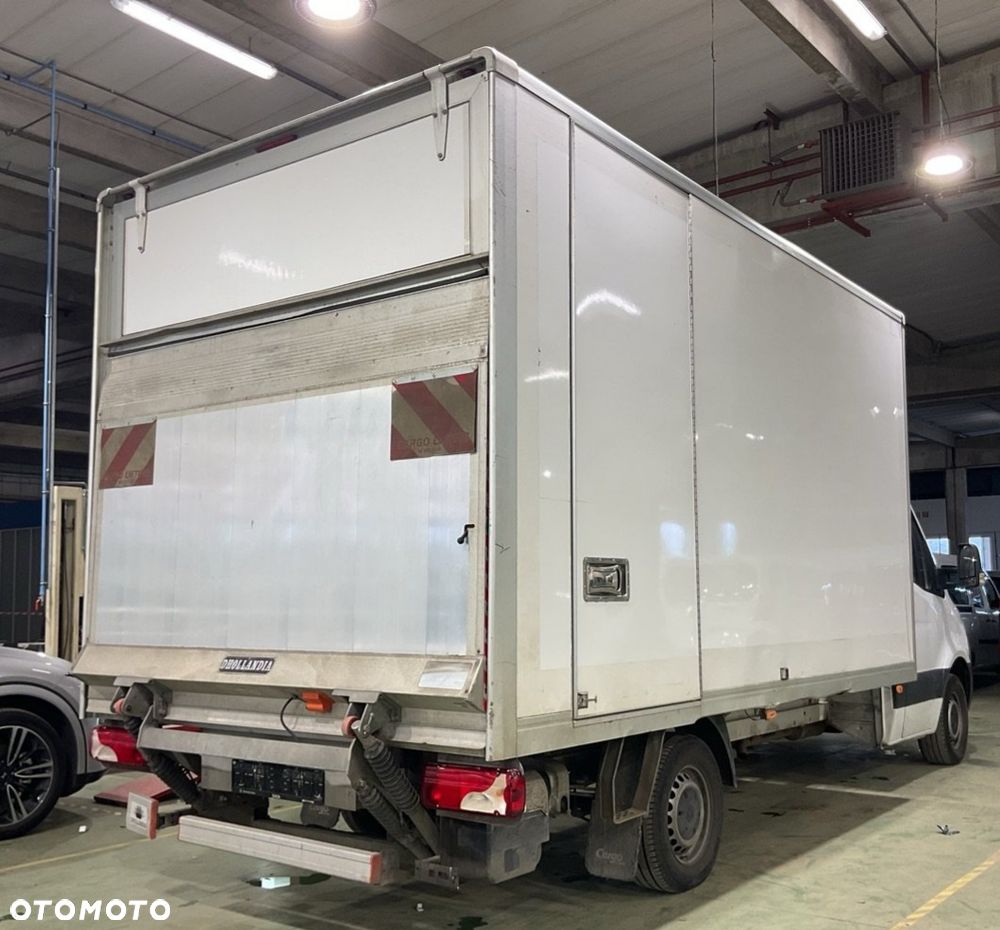 Mercedes-Benz Sprinter Box - 6