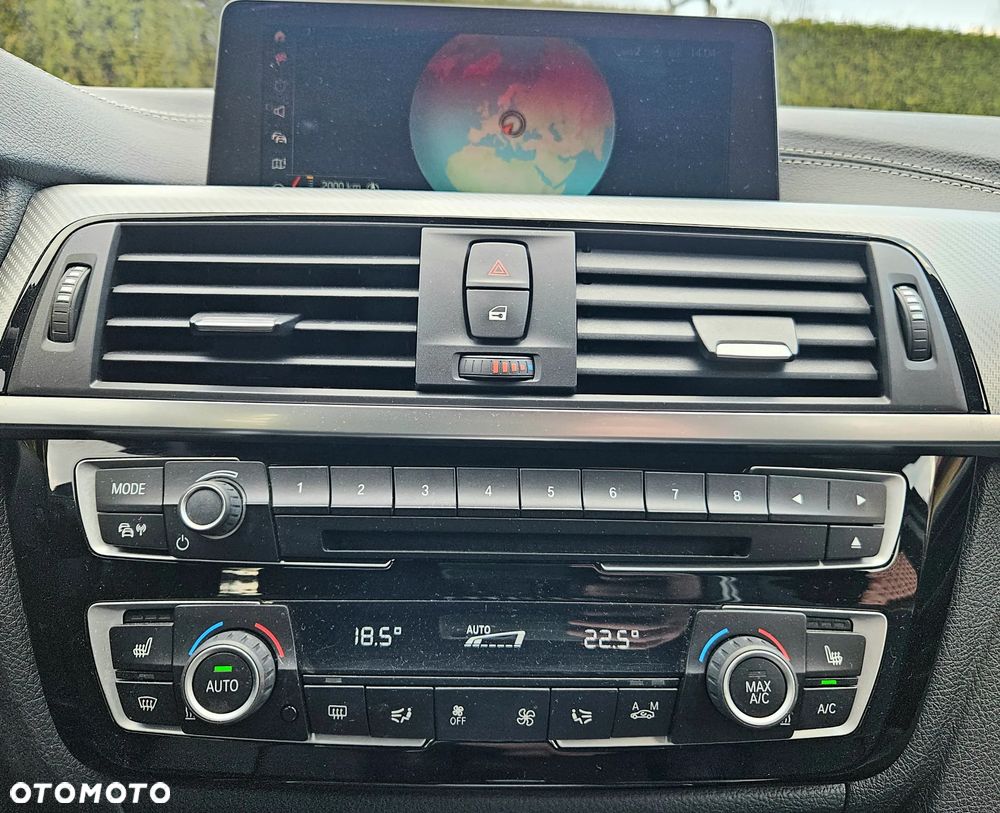 BMW Seria 3 320d xDrive Sport Line Shadow sport - 30