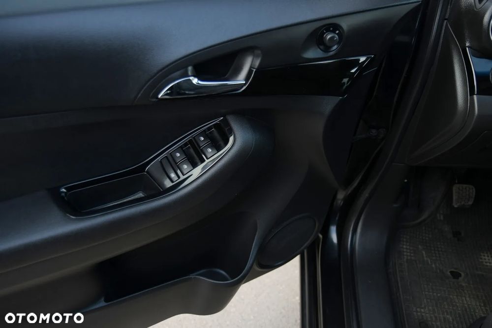 Chevrolet Orlando - 25