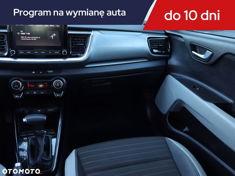 Kia Stonic - 10