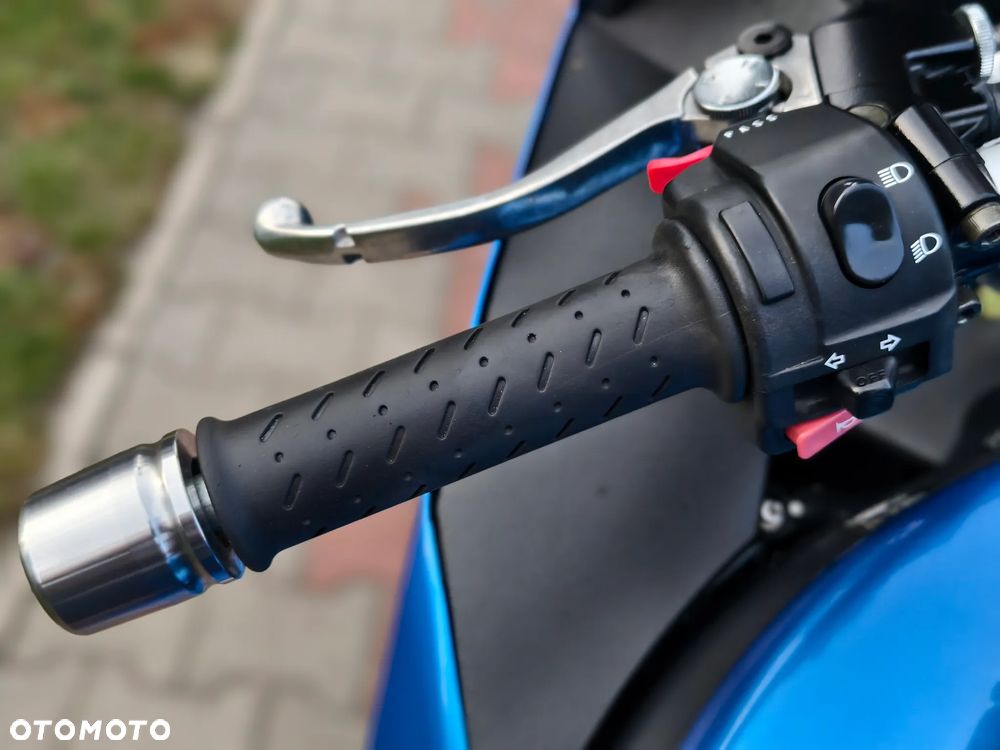 Triumph Sprint - 24