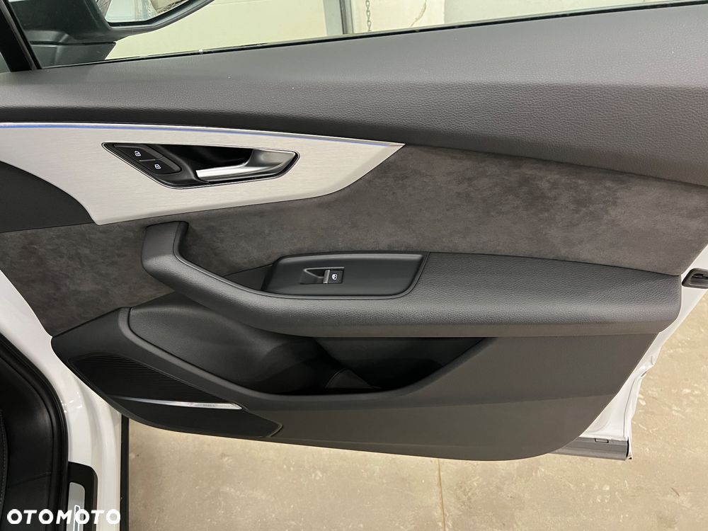 Audi Q7 50 TDI mHEV Quattro S Line Tiptr - 8