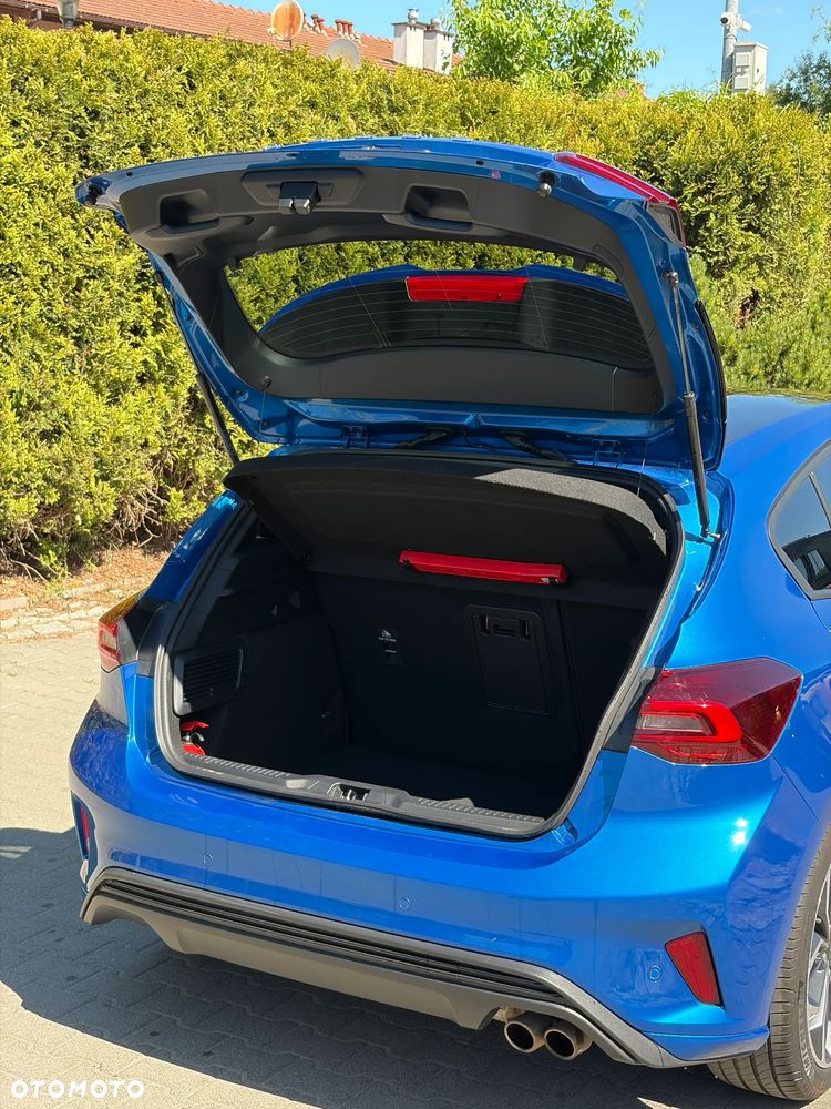 Ford Focus 1.0 EcoBoost mHEV ST-Line X - 6