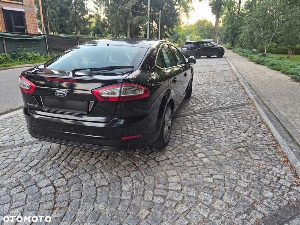Ford Mondeo 1.6 TDCi Ghia - 4