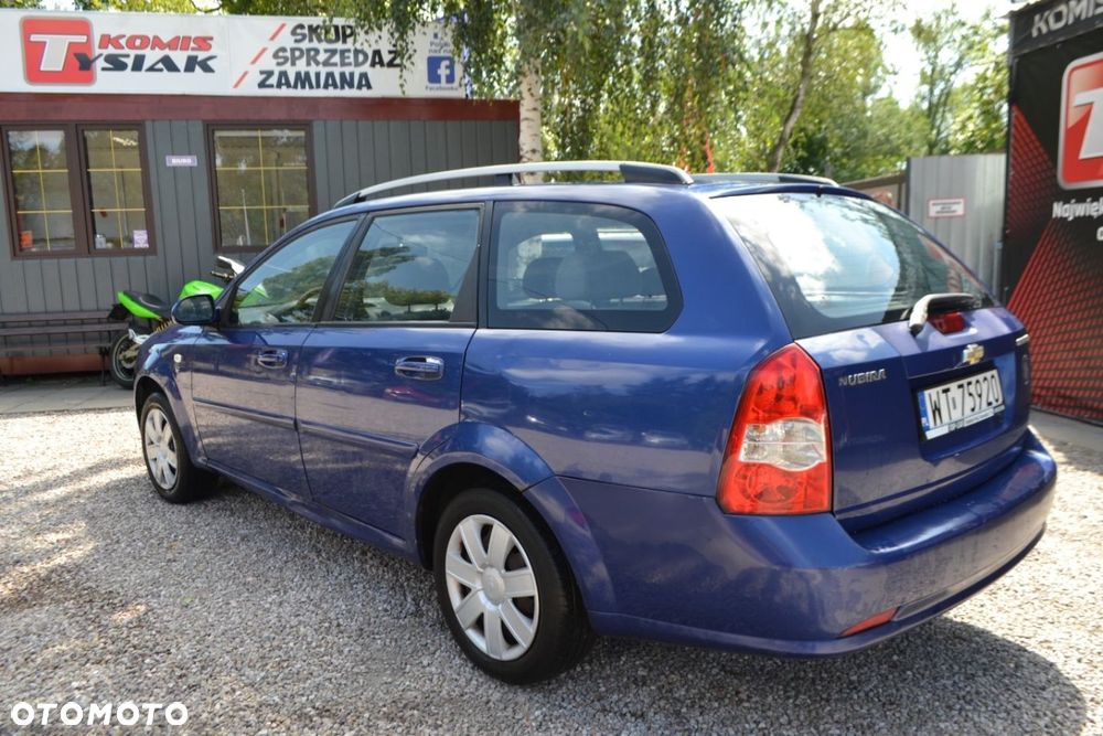 Chevrolet Nubira - 4