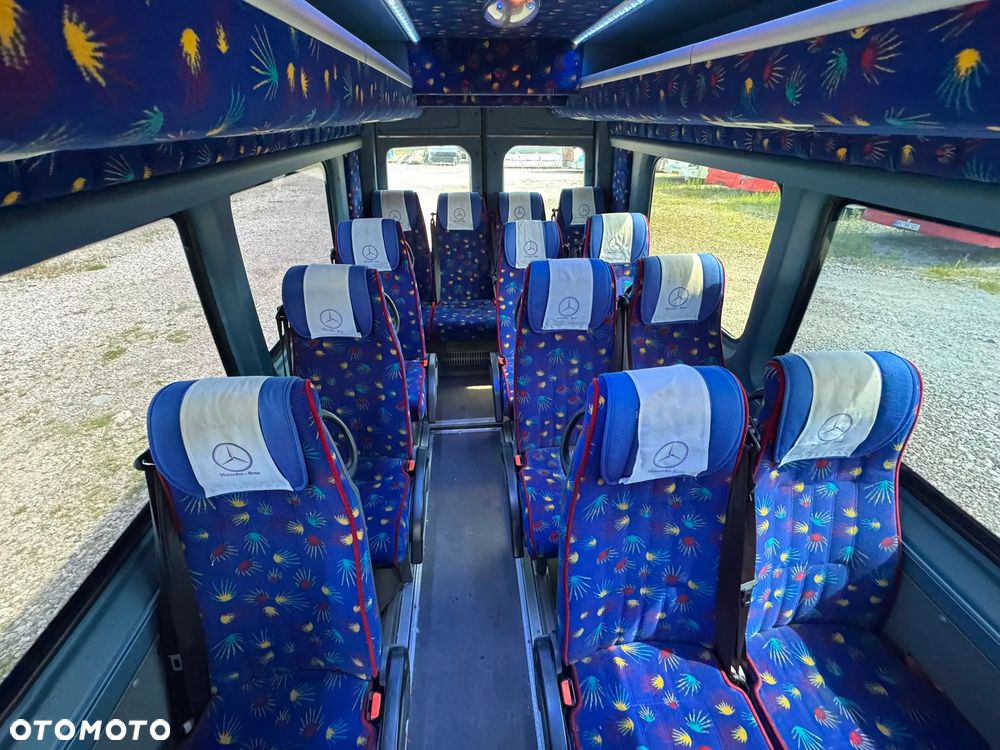 Mercedes-Benz Sprinter 519 - 9