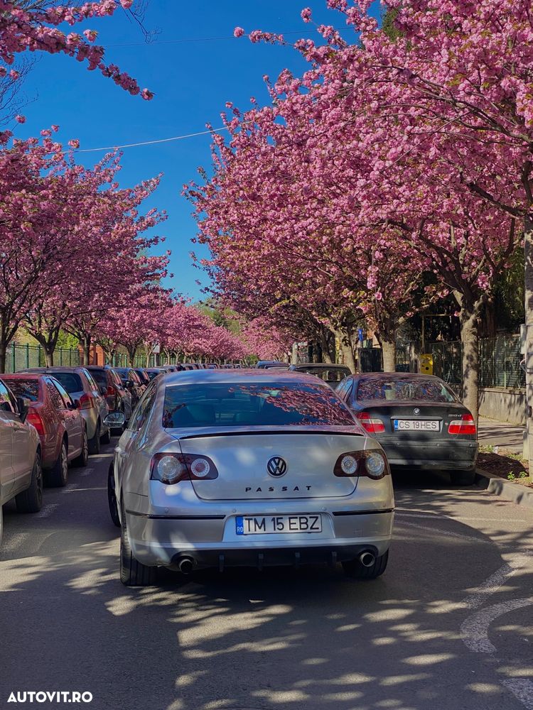 Volkswagen Passat Variant 2.0 TDI Sportline DPF - 13