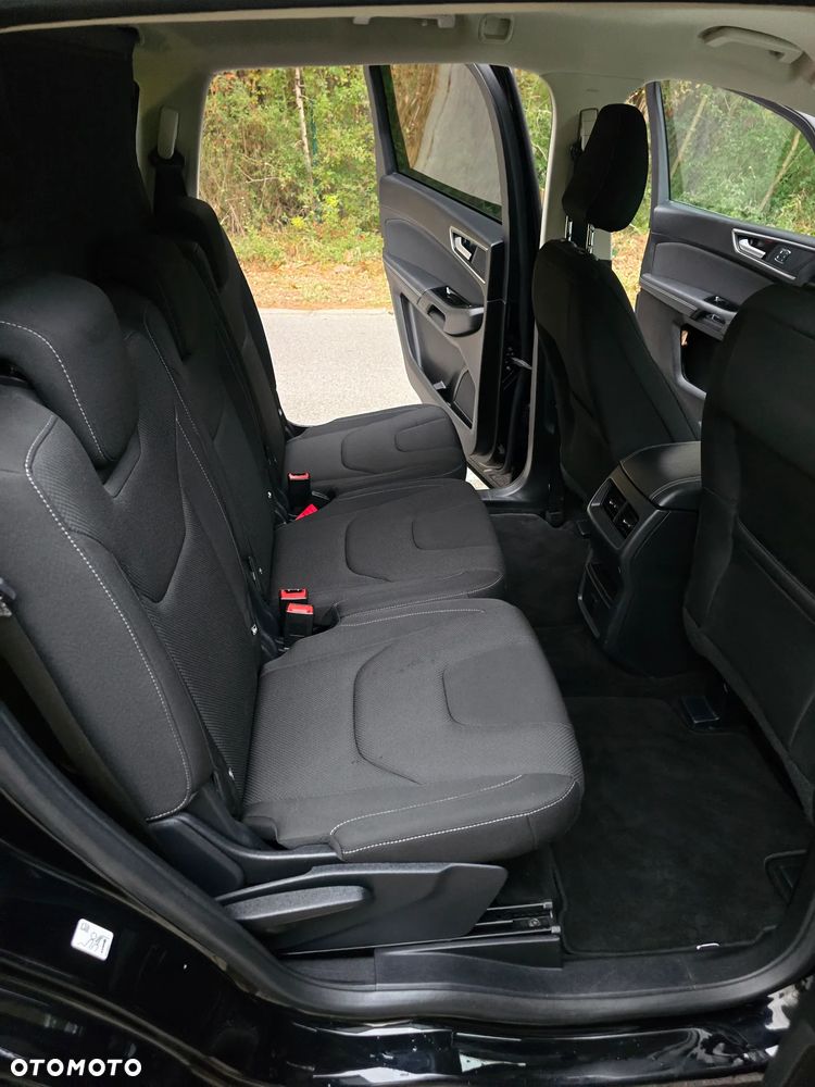 Ford S-Max 2.0 EcoBlue Allrad TITANIUM - 26