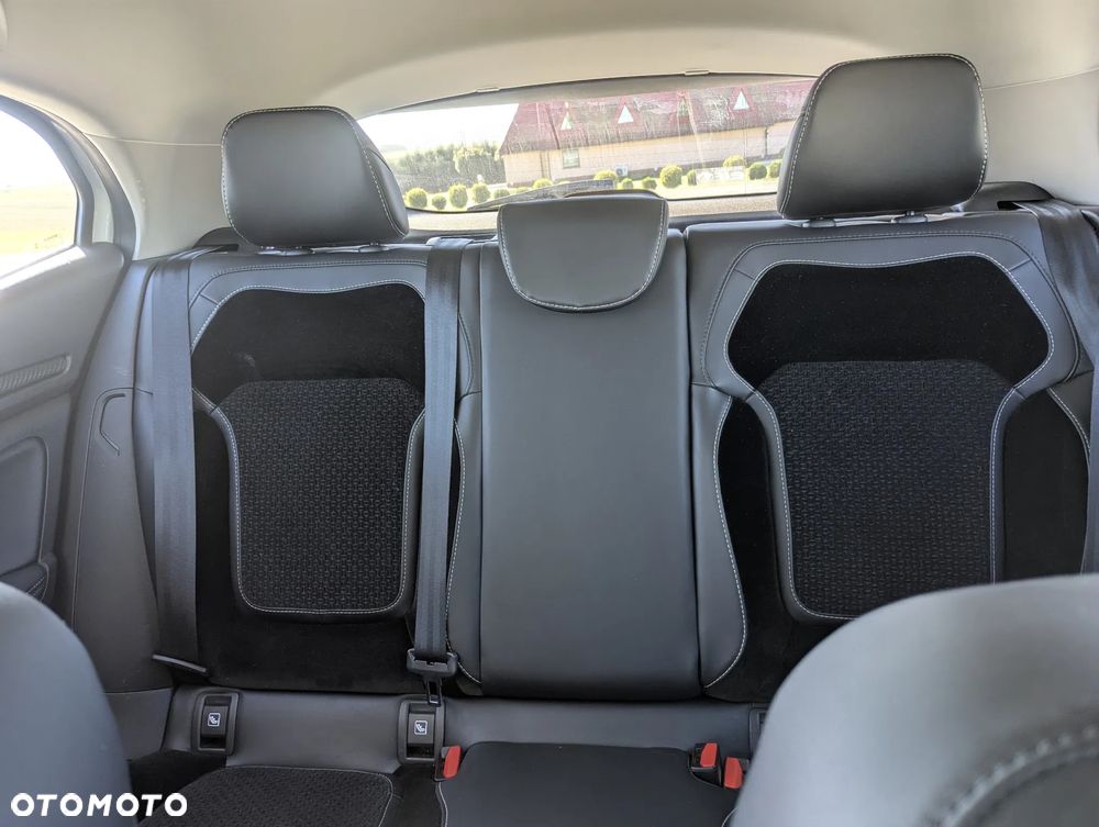 Renault Megane 1.5 Blue dCi Intens - 14