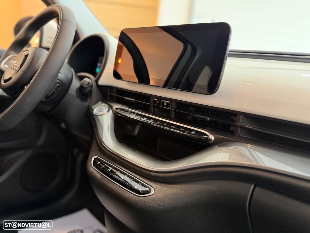 Fiat 500e Action - 7