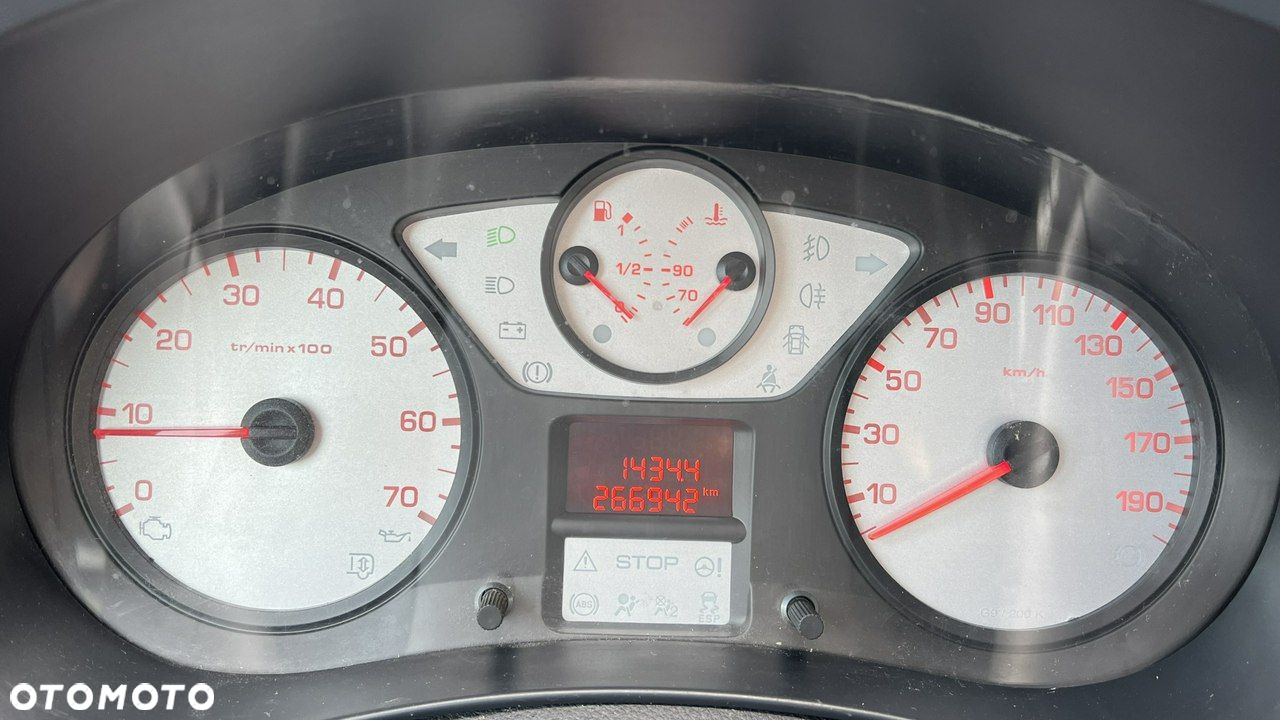 Peugeot Partner - 25