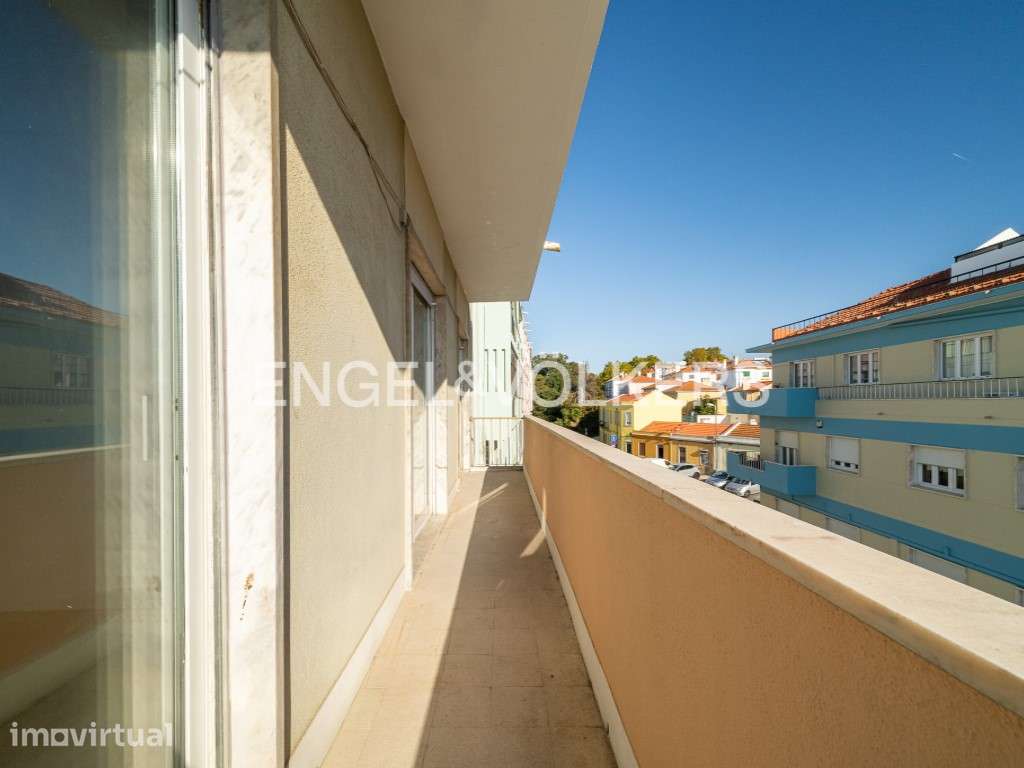 Luminoso apartamento com 4 quartos e varanda no Beato - Grande imagem: 4/25