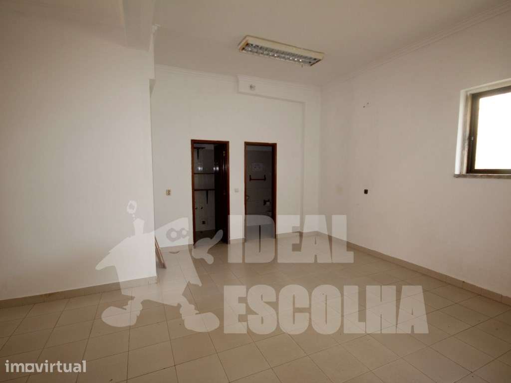 LOJA PARA COMERCIO 175 000€ - Grande imagem: 5/11