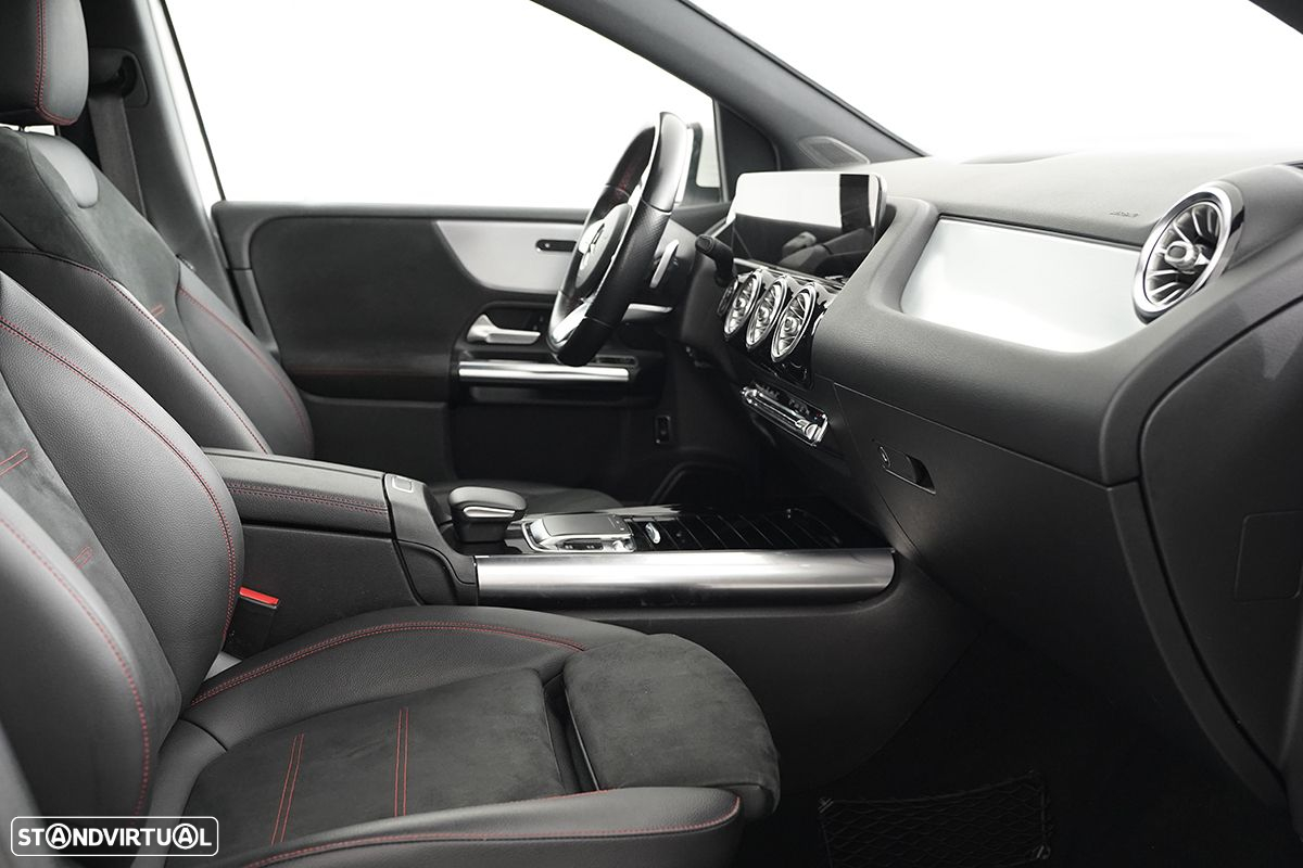 Mercedes-Benz B 180 d AMG Line - 22