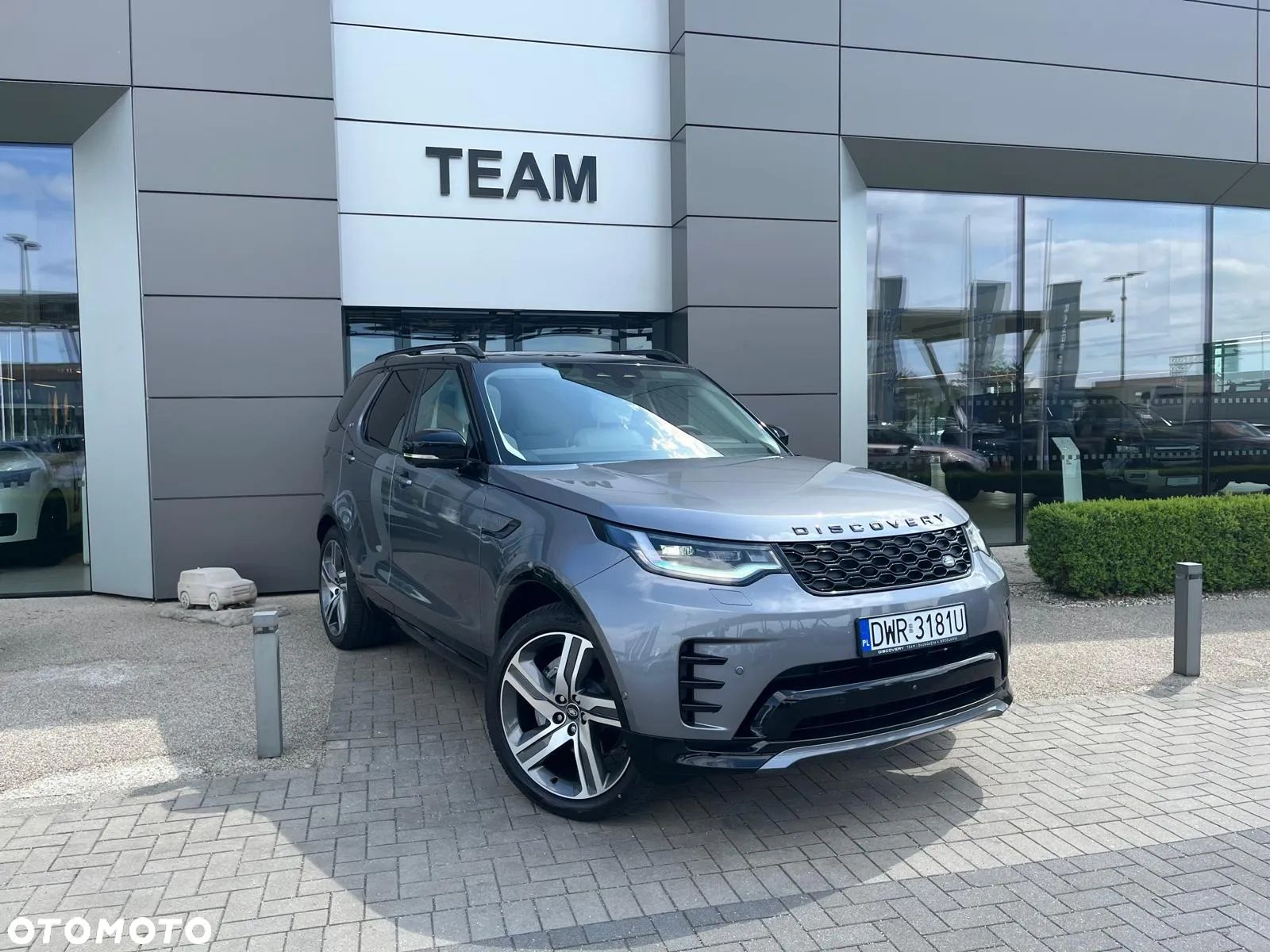 Land Rover Discovery - 1