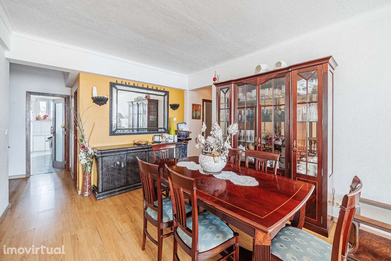 T3 em Mem Martins muito luminoso - Grande imagem: 3/42