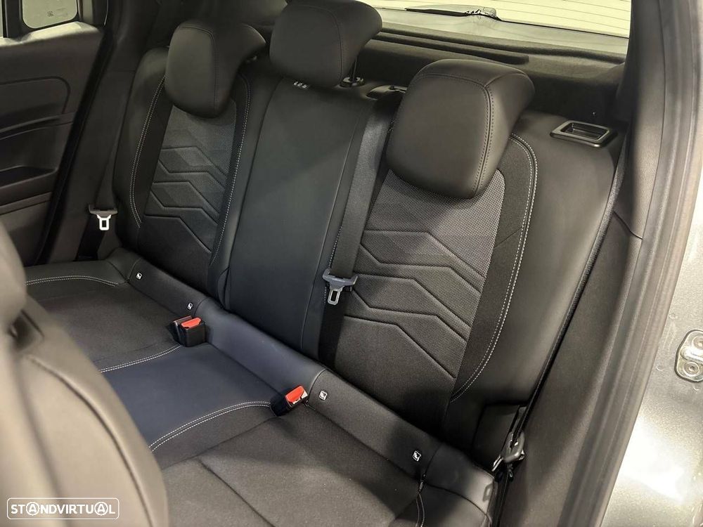 Jeep Avenger 1.2 GSE T3 Summit - 10