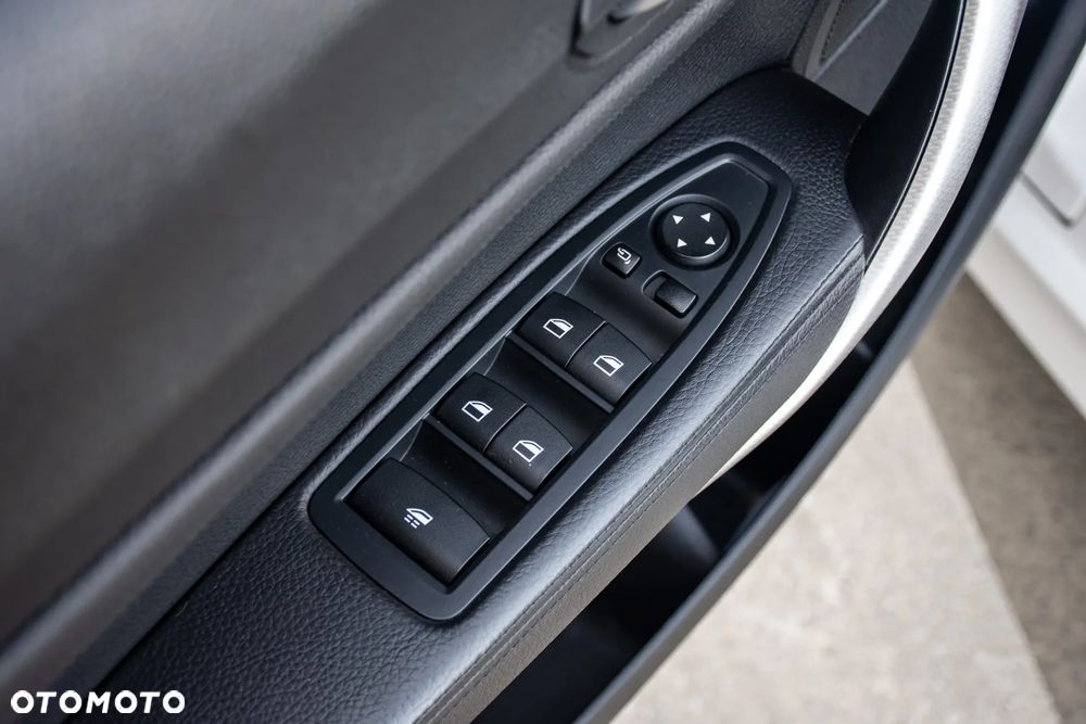 BMW Seria 2 M235i xDrive Cabrio Sport-Aut - 23