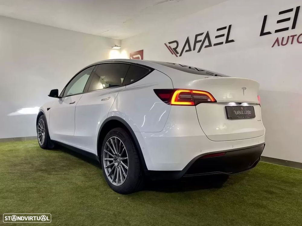 Tesla Model Y Long Range Tração Integral — fotografia 11