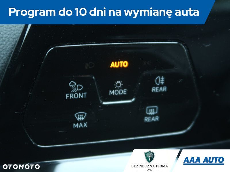 Volkswagen Golf - 19