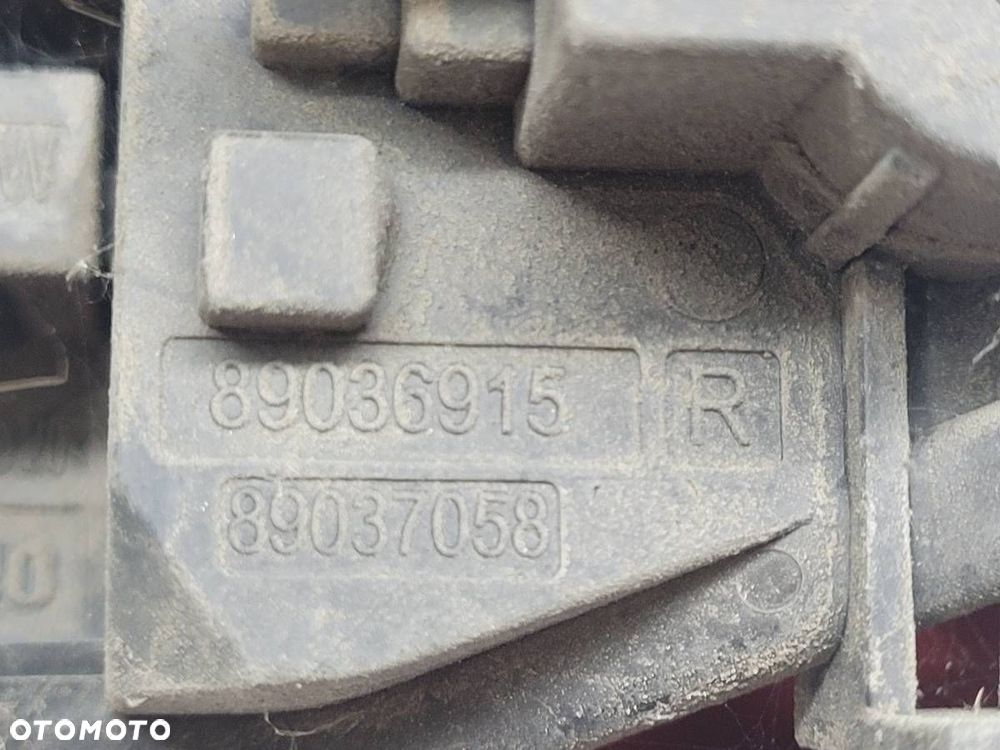 LAMPA TYŁ TYLNA PRAWA W BŁOTNIK AUDI A6 C6 KOMBI LIFT EU - 12