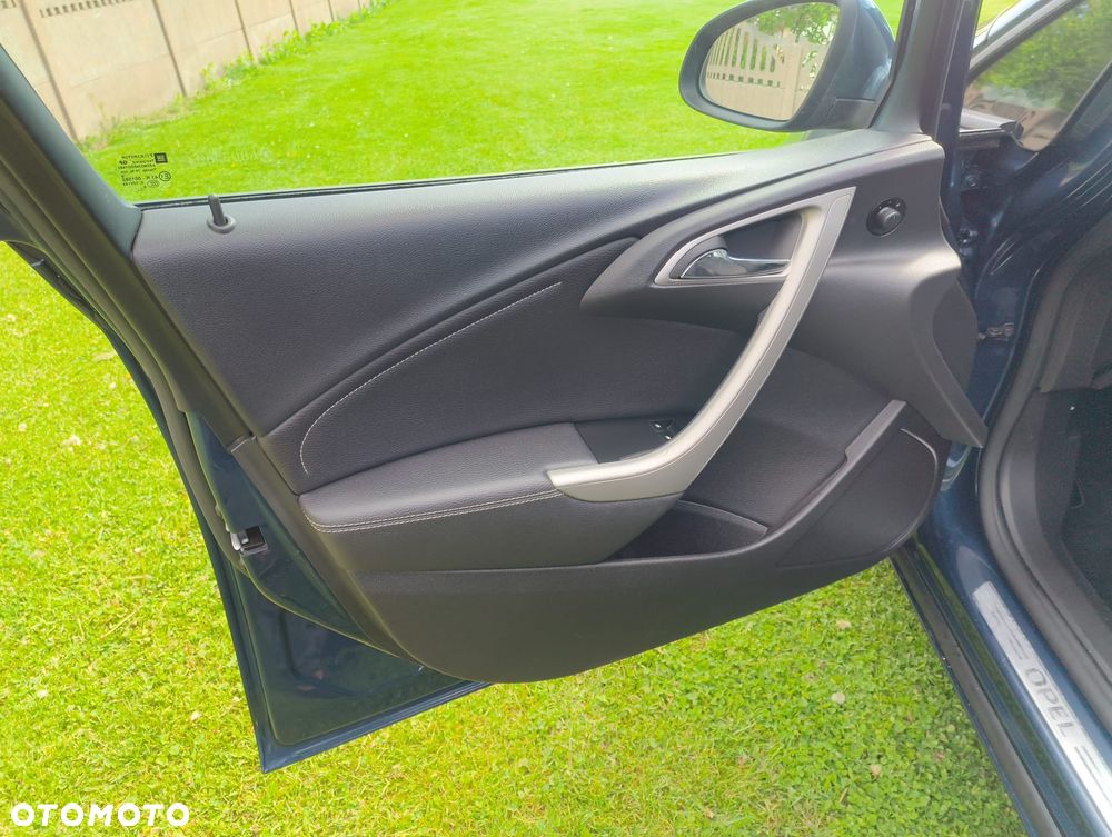 Opel Astra 1.7 CDTI DPF Cosmo - 26