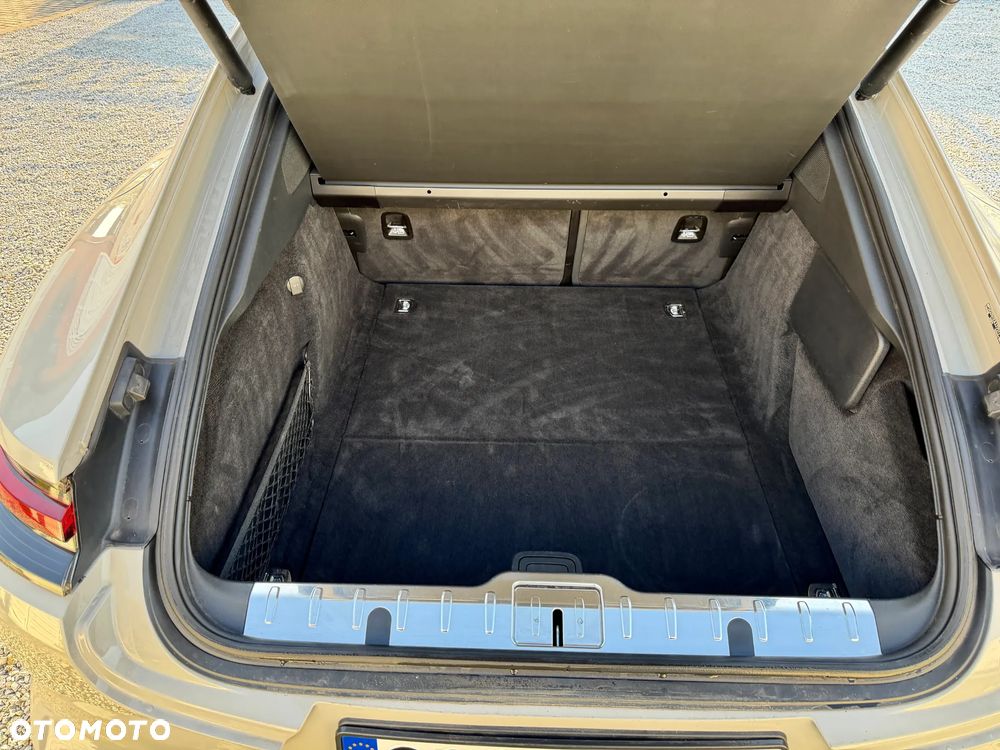 Porsche Panamera 4 E-Hybrid Edition 10 Jahre - 40